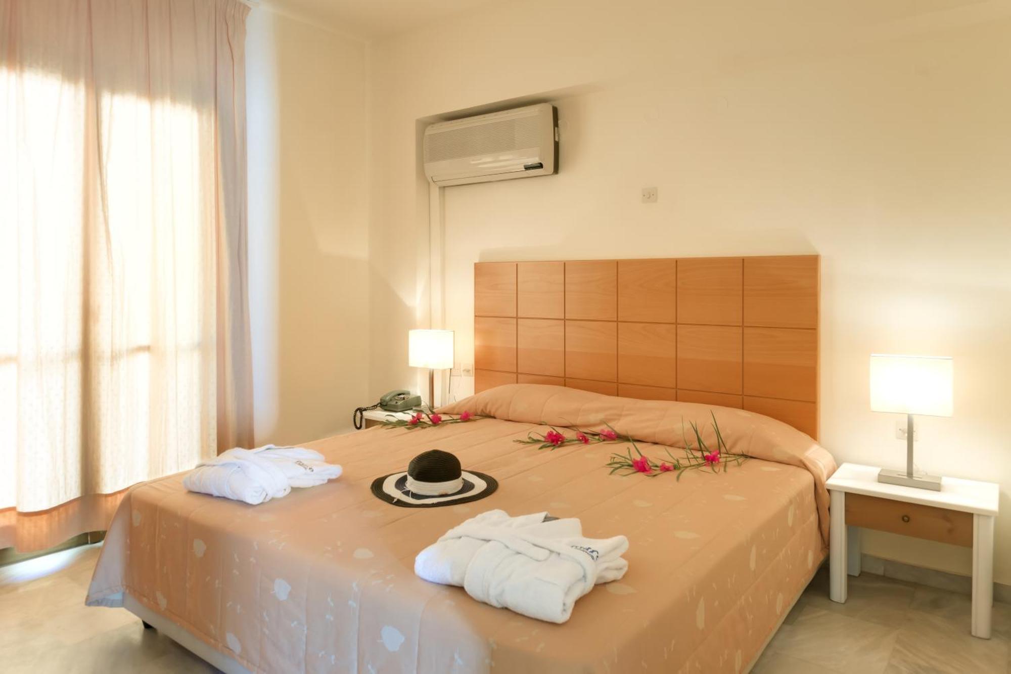 Mare Hotel Apartments Agios Nikolaos Extérieur photo